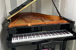 ダリ・ピアノ教室レッスン室