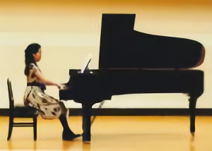 ピアノ講師　高崎　佳子